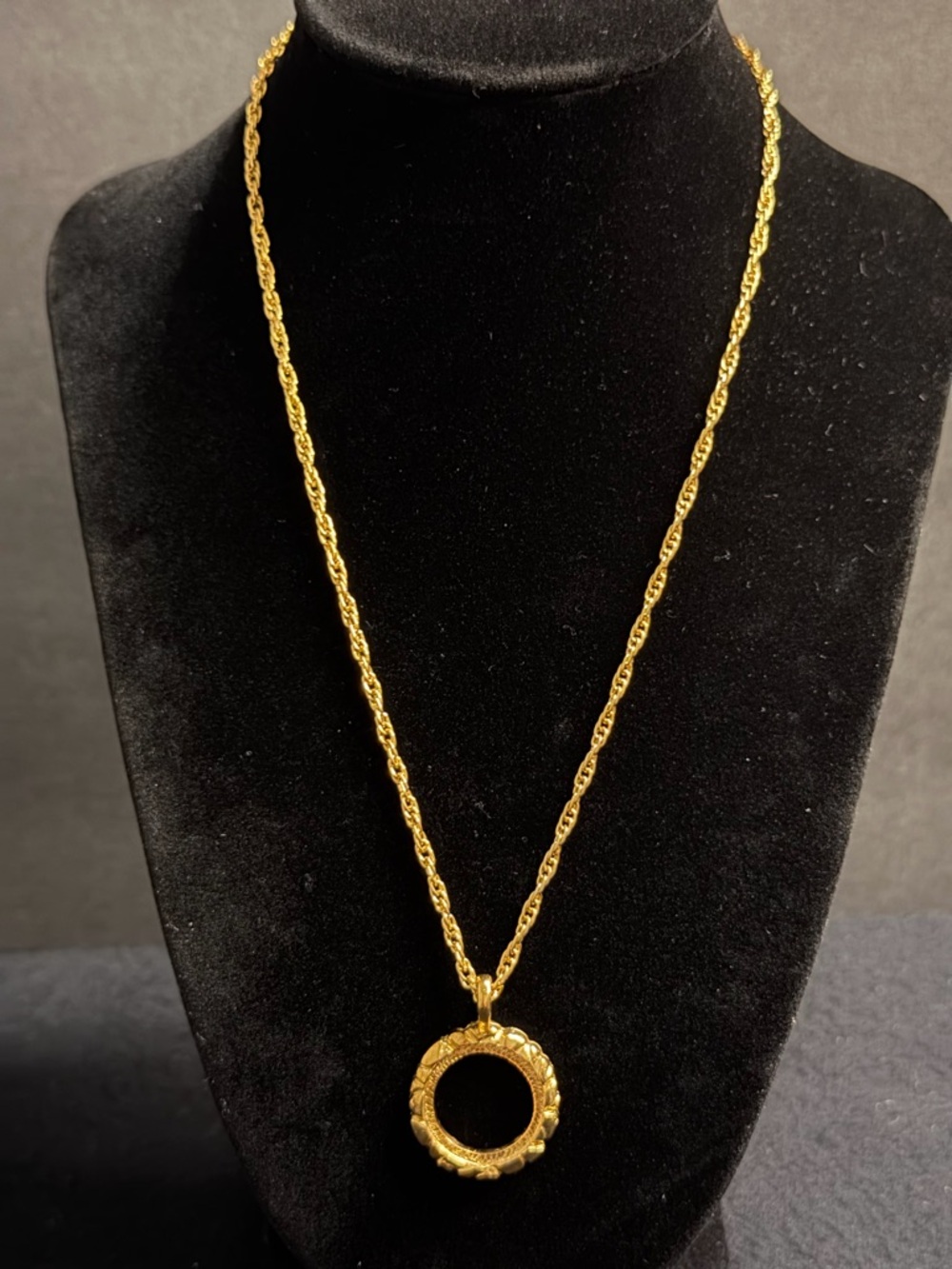 Gold Tone Rope Chain Necklace with Circular Pendant